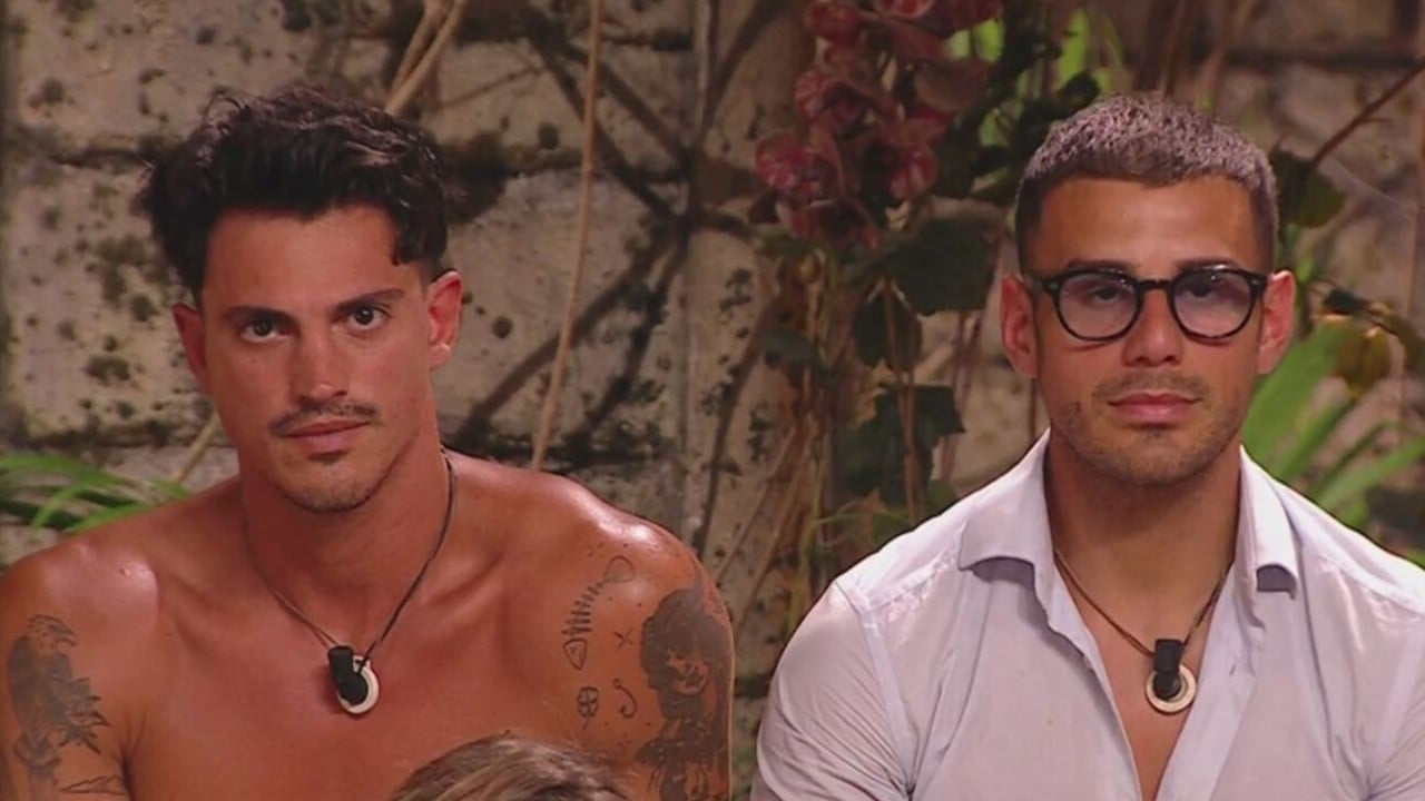 Isola dei Famosi, Leonardo Brum e Angelo Famao lasciano il reality show: l