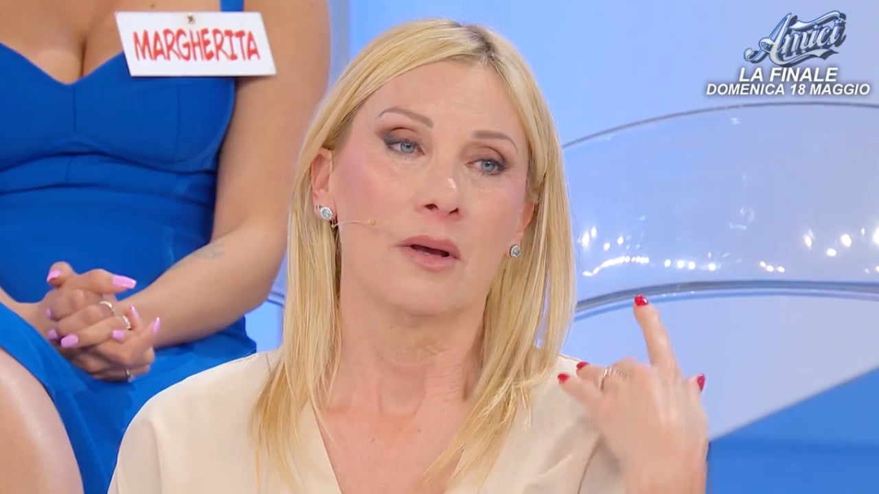 Uomini e Donne, Sabrina Zago torna a settembre come tronista? L’indiscrezione Uomini e Donne, Sabrina Zago torna a settembre come tronista? L’indiscrezione