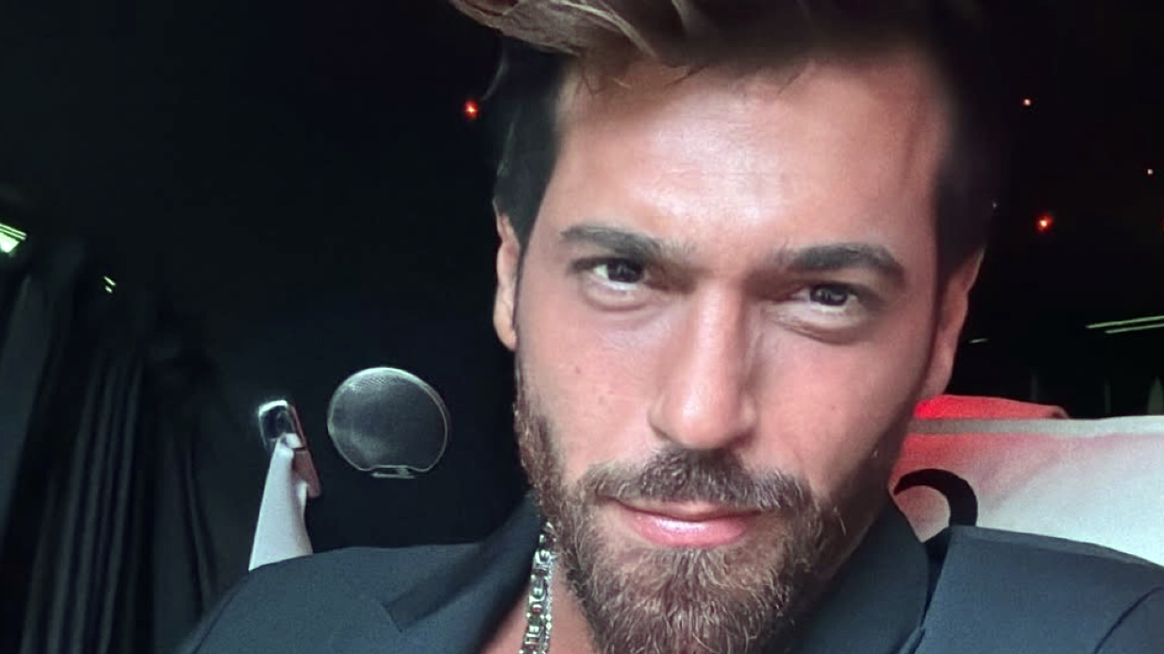 can yaman pubblica sui social una foto con un look davvero insolito guarda