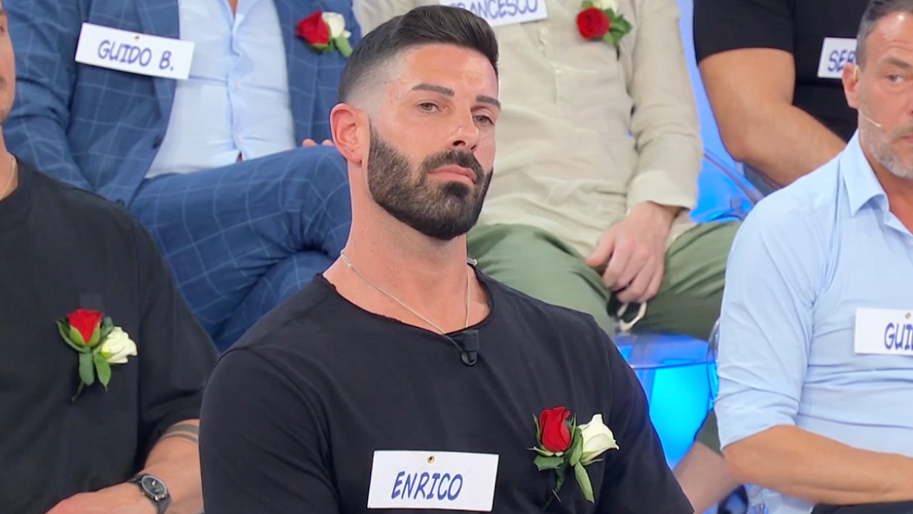 uomini e donne l opinione della puntata enrico non si salva messo alla gogna da agnese mentre marilù tergiversa