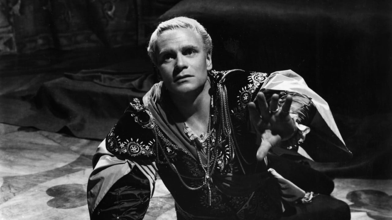 I migliori film in streaming di Sir Laurence Olivier, "Titano" del palcoscenico e grande schermo I migliori film in streaming di Sir Laurence Olivier, "Titano" del palcoscenico e grande schermo