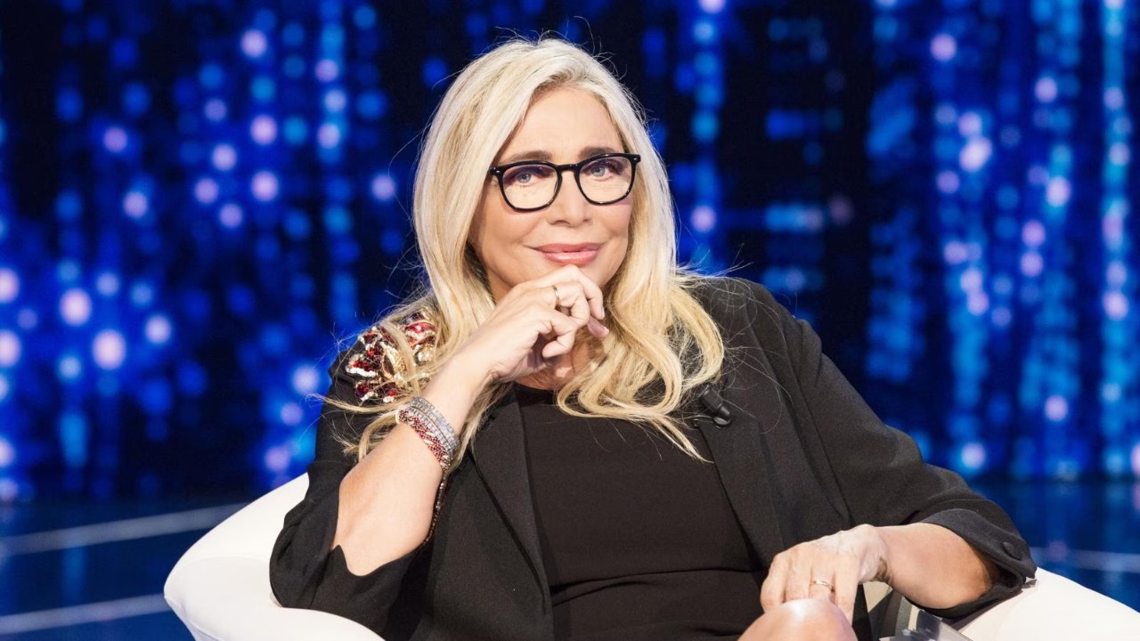 domenica in mara venier commenta l ipotesi di fiorello alla conduzione e svela ecco chi sono i miei eredi in tv da Comingsoon.it domenica in mara venier commenta l ipotesi di fiorello alla conduzione e svela ecco chi sono i miei eredi in tv