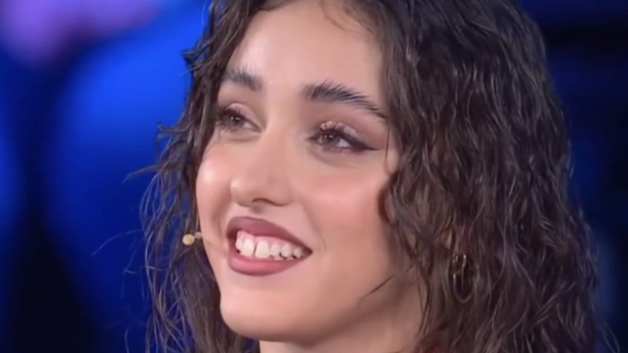 amici flirt in corso tra giulia stabile e un ex allievo della scuola l indiscrezione inaspettata da Comingsoon.it amici flirt in corso tra giulia stabile e un ex allievo della scuola l indiscrezione inaspettata