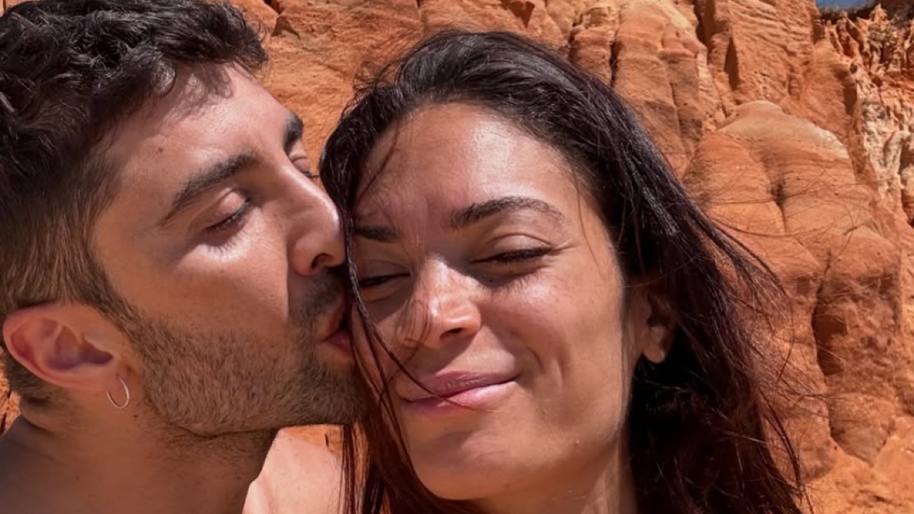 Elodie e Andrea Iannone presto sposi? Spunta un anello di fidanzamento