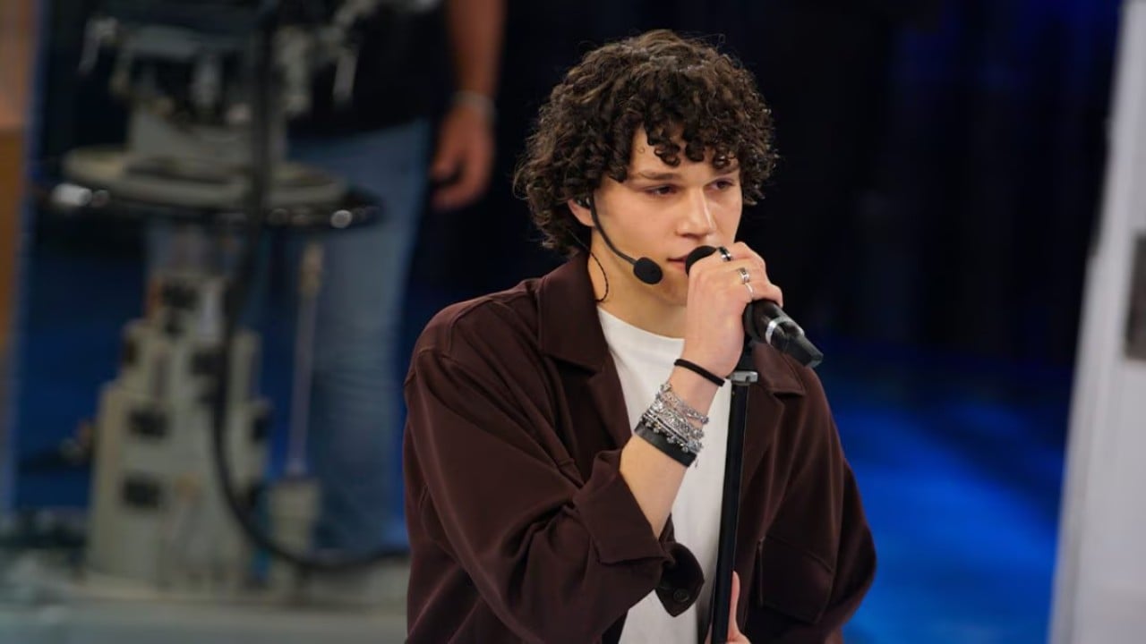 amici 24 nicolò filippucci innamorato di una compagna in casetta il cantante interviene e chiarisce come stanno le cose da Comingsoon.it amici 24 nicolò filippucci innamorato di una compagna in casetta il cantante interviene e chiarisce come stanno le cose