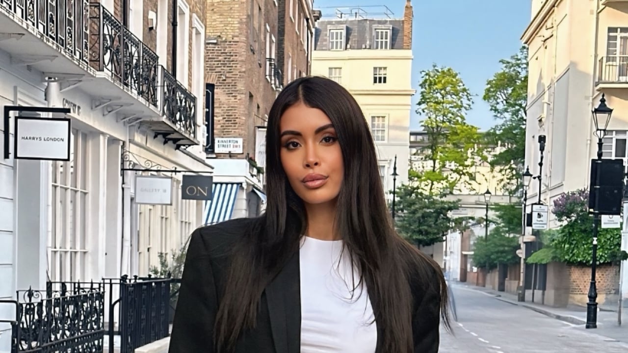 Isola dei Famosi: Chi è Ahlam El Brinis? Età, Miss Italia, Instagram. Tutto sulla Concorrente del Reality Show di Canale5 Isola dei Famosi: Chi è Ahlam El Brinis? Età, Miss Italia, Instagram. Tutto sulla Concorrente del Reality Show di Canale5