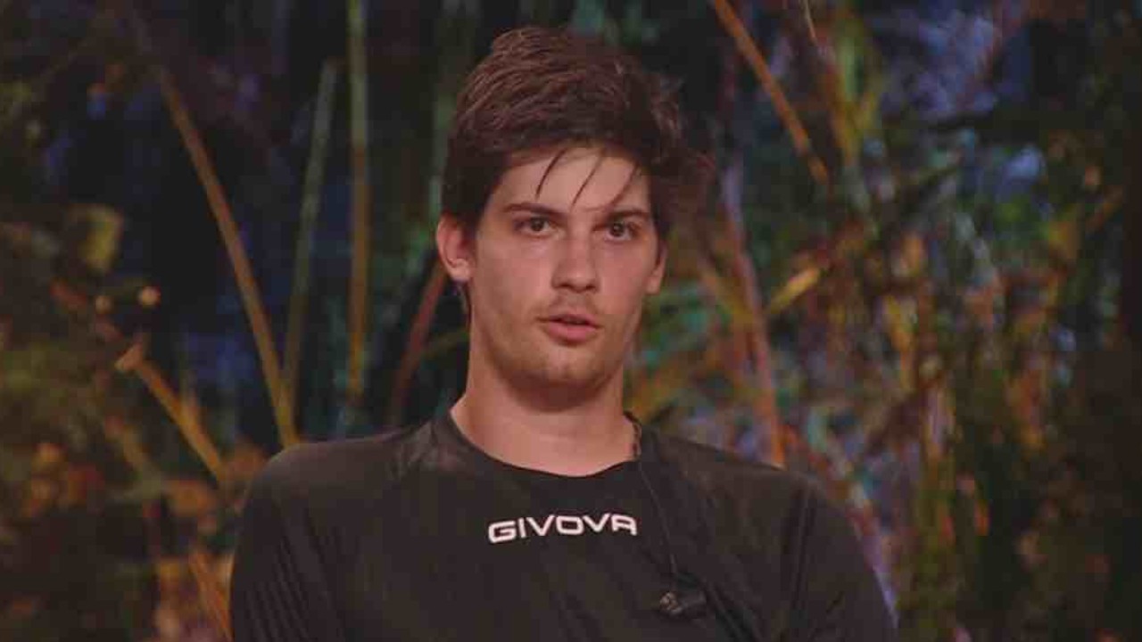 isola dei famosi lorenzo tano rivela le più strateghe sono le ragazze teresanna è la più finta da Comingsoon.it isola dei famosi lorenzo tano rivela le più strateghe sono le ragazze teresanna è la più finta