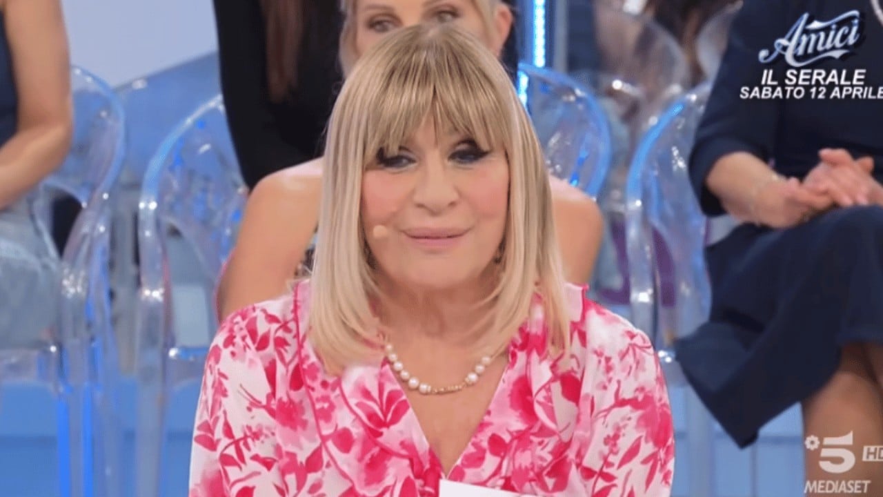 uomini e donne sorpresa in camerino per gianmarco steri da parte di gemma galgani
