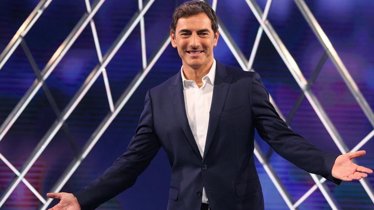 Chi può batterci?, stasera su Rai1 il game show di Marco Liorni Chi può batterci?, stasera su Rai1 il game show di Marco Liorni