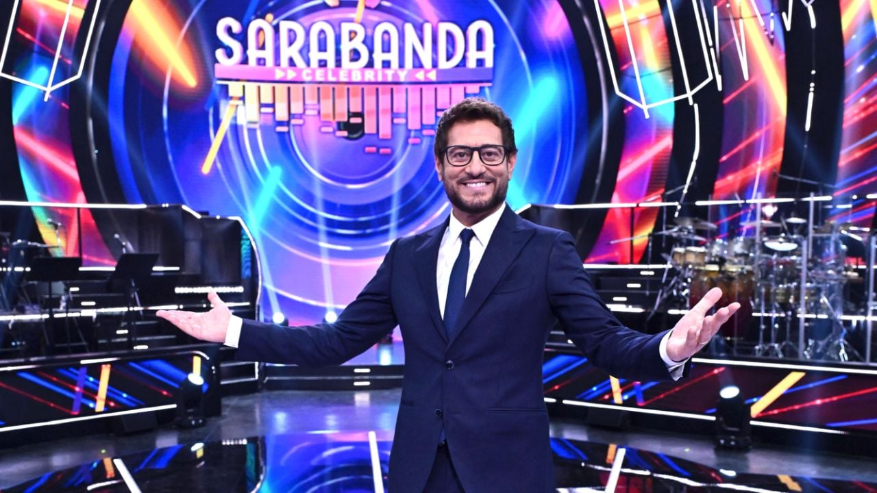 Sarabanda Celebrity, stasera su Italia 1, il terzo appuntamento del celebre game show condotto da Enrico Papi Sarabanda Celebrity, stasera su Italia 1, il terzo appuntamento del celebre game show condotto da Enrico Papi