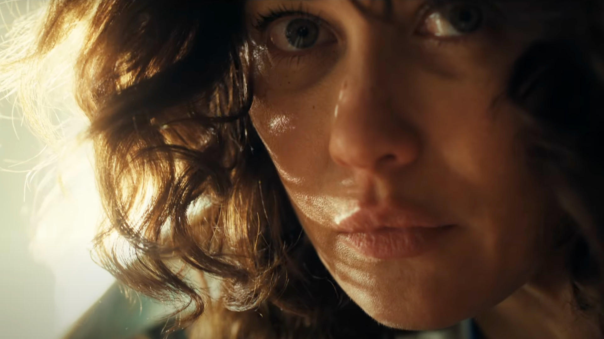 Olga Kurylenko nel trailer dell Olga Kurylenko nel trailer dell