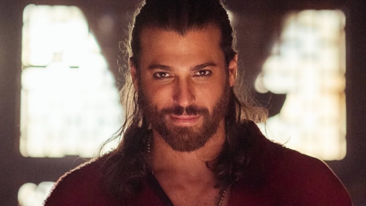 can yaman cresce l attesa per sandokan anche grazie a questi scatti foto