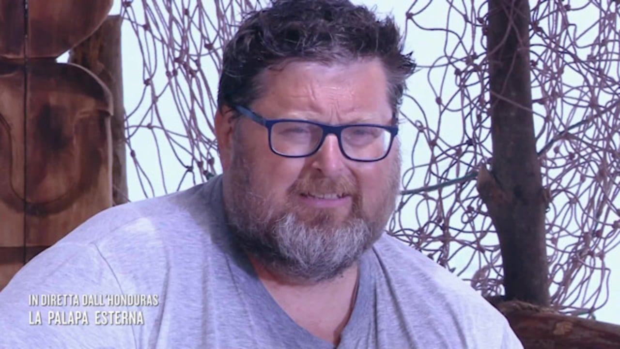 isola dei famosi mario adinolfi a cuore aperto l isola mi ha regalato un altra vita ho scelto di