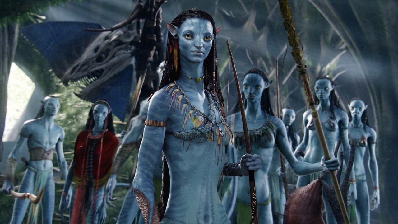 Avatar, James Cameron sui Na'vi: la grazia felpata, la lingua musicale, la danza felina di Zoe Saldana
