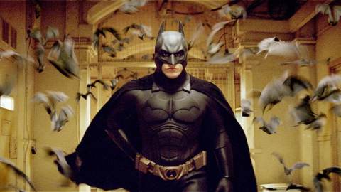 Batman Begins compie 20 anni: il jet-lag di Gary Oldman, la dieta folle di Christian Bale e la frecciatina di James Gunn 
