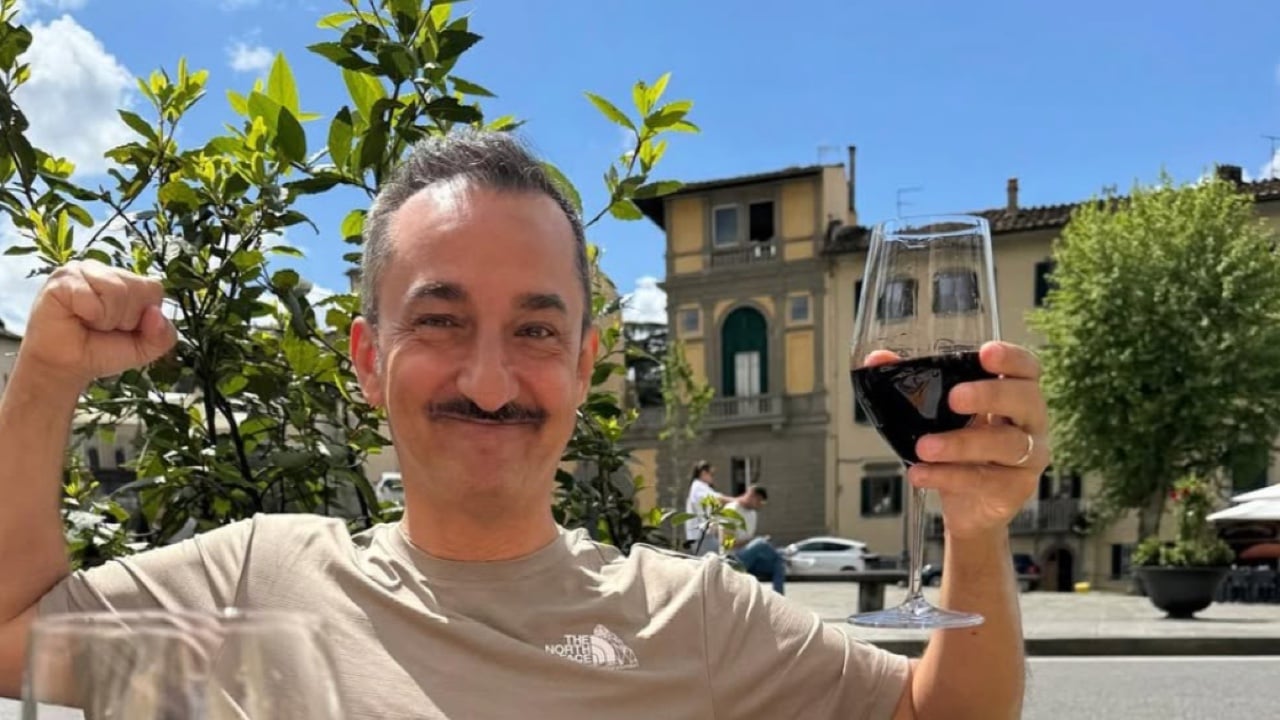 nicola savino conduce un nuovo show in prima serata su rai 2