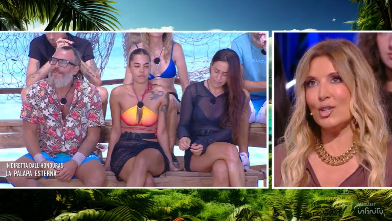 isola dei famosi selvaggia lucarelli smaschera mirko frezza in diretta sei molto teatrale utilizzi la telecamere bene