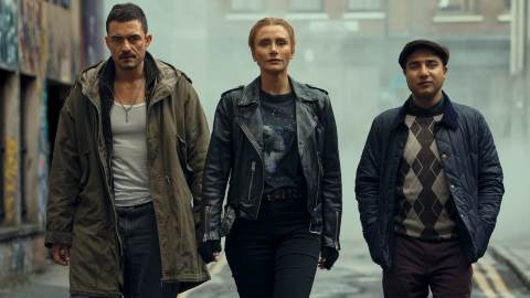 Deep Cover Attori Sotto Copertura, recensione del film con Orlando Bloom e Bryce Dallas Howard Deep Cover Attori Sotto Copertura, recensione del film con Orlando Bloom e Bryce Dallas Howard