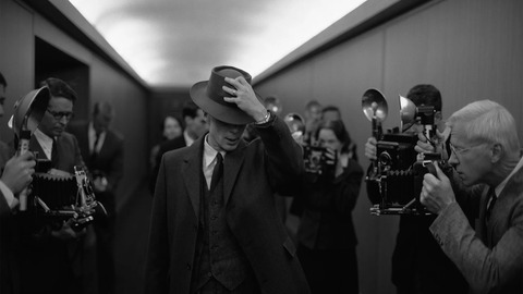 Giocare a fare Dio: il film di Nolan e l’ossessione che ha distrutto Oppenheimer