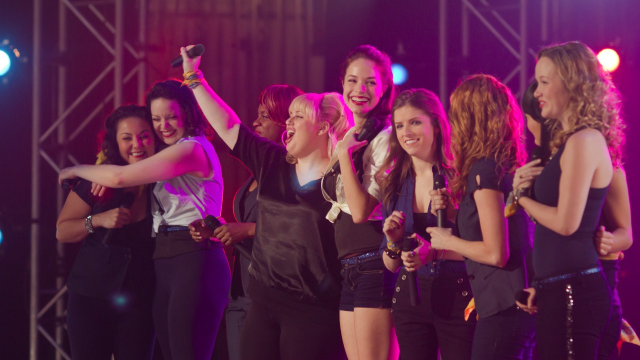 Pitch Perfect 4, Rebel Wilson anticipa chi potrebbe dirigere il film: "Tanti di noi del cast sono anche registi, perciò..."