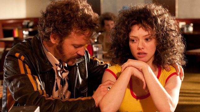 Lovelace - recensione del biopic sulla prima pornostar della storia
