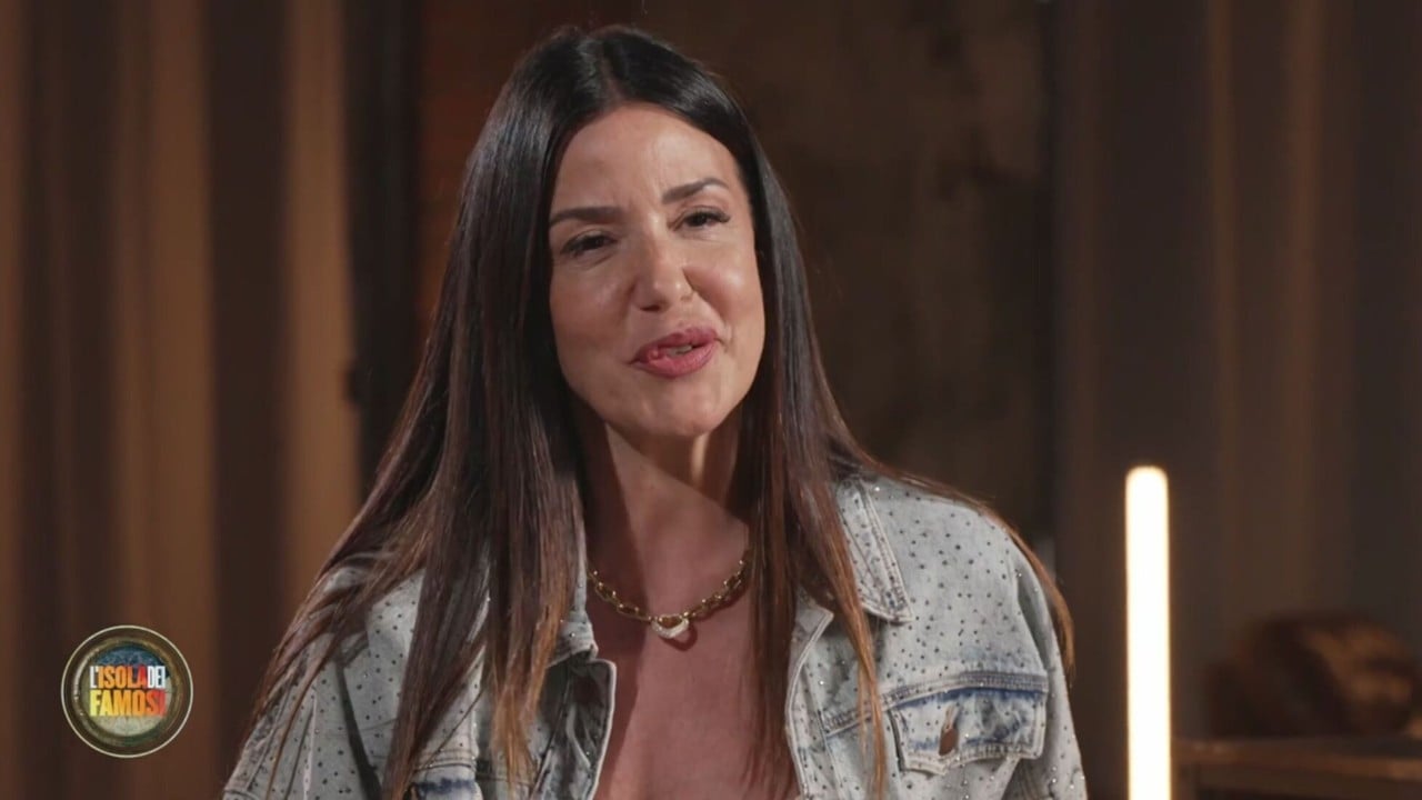 isola dei famosi alessia fabiani a ruota libera sui naufraghi tifo per adinolfi ecco chi 232 il pi249 stratega