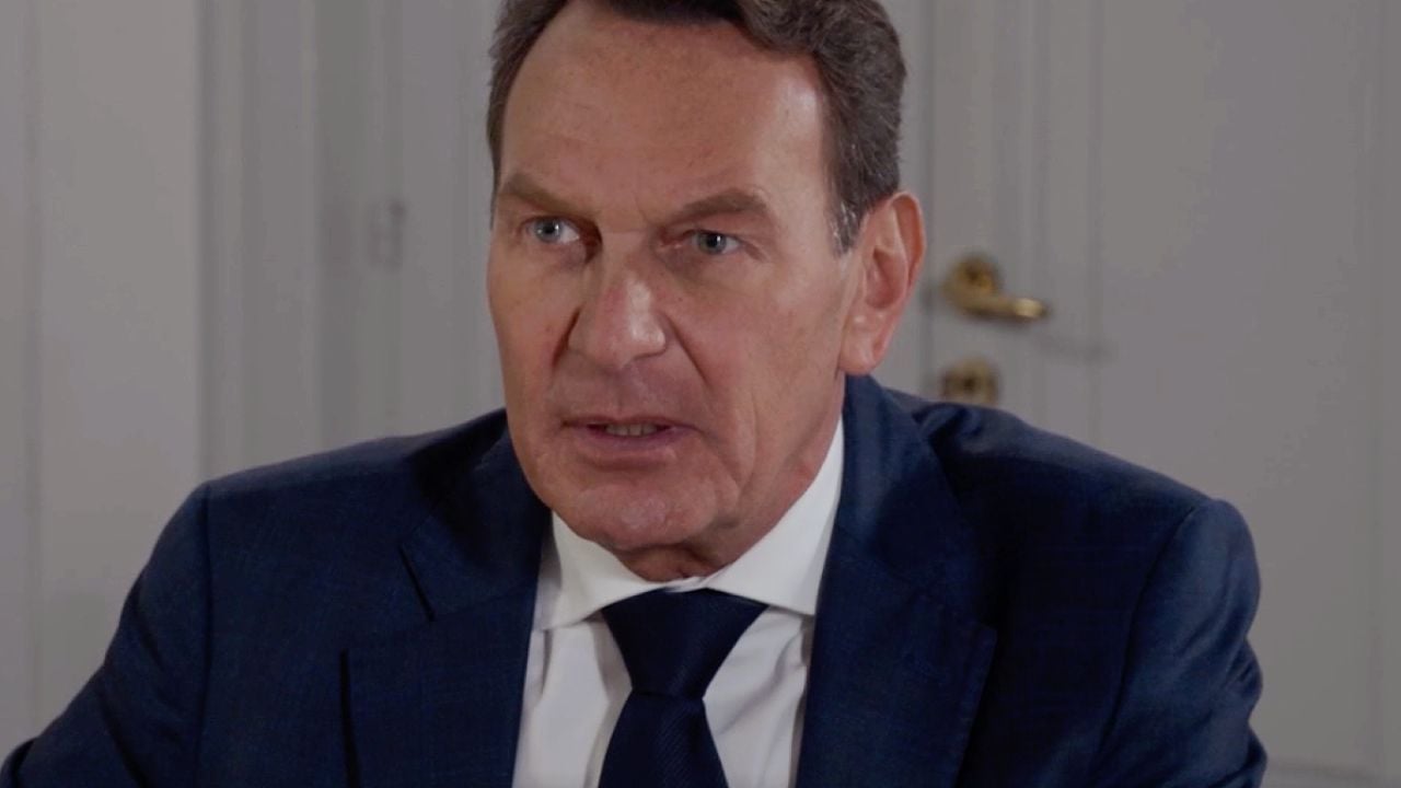 Un Posto al Sole Anticipazioni 9 luglio 2025: Roberto prende a pugni Alberto! Un Posto al Sole Anticipazioni 9 luglio 2025: Roberto prende a pugni Alberto!