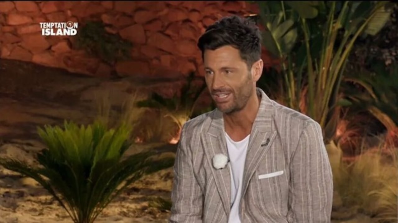 Temptation Island, anticipazioni seconda puntata: nuovo falò di confronto anticipato, Alessio resta nel villaggio? Temptation Island, anticipazioni seconda puntata: nuovo falò di confronto anticipato, Alessio resta nel villaggio?