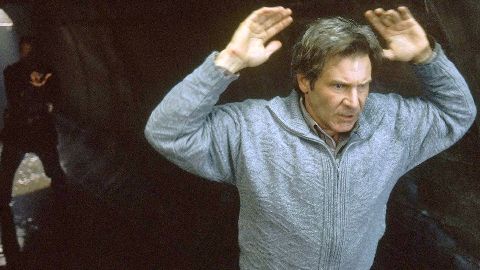 Il Fuggitivo, il cult anni Novanta con Harrison Ford e Tommy Lee Jones: la nostra recensione
