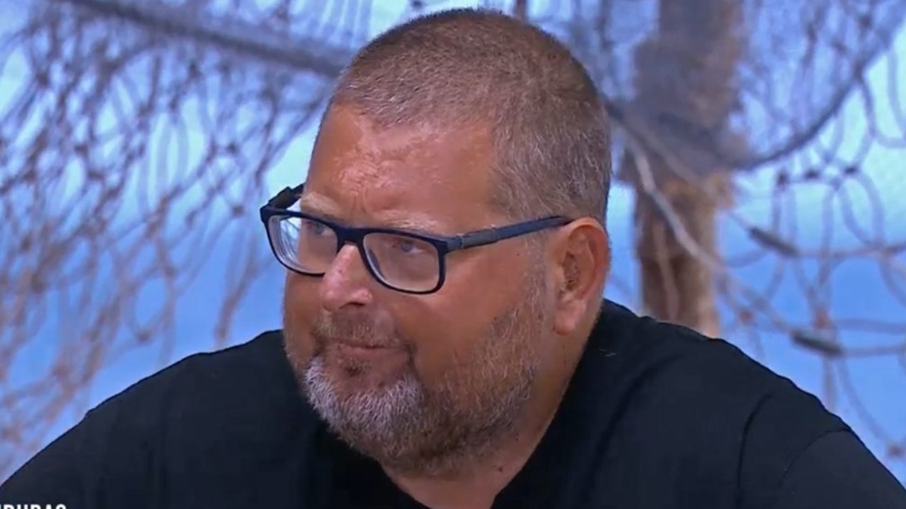 Isola dei Famosi, parla Mario Adinolfi: "Sull’Isola ho imparato ad attutire gli spigoli ho imparato" Isola dei Famosi, parla Mario Adinolfi: "Sull’Isola ho imparato ad attutire gli spigoli ho imparato"