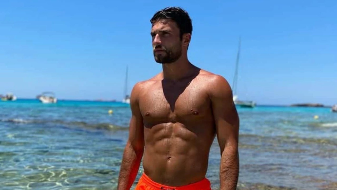 Temptation Island, ecco chi è Flabio Ubirti, il tentatore amatissimo sui social Temptation Island, ecco chi è Flabio Ubirti, il tentatore amatissimo sui social