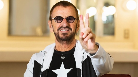  The Beatles Ringo Starr: Ringo Starr ha voluto analizzare la sceneggiatura riga per riga insieme a Sam Mendes