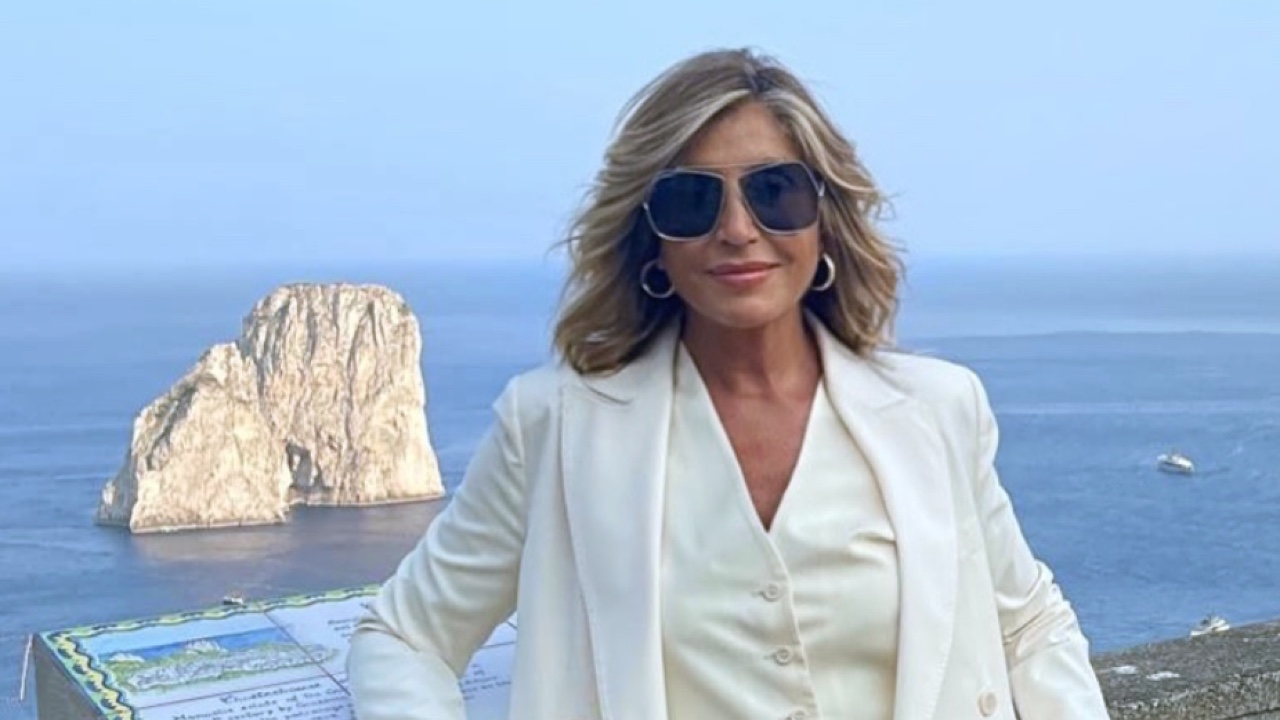 Myrta Merlino rimane in casa Mediaset: raggiunto un accordo per il nuovo anno Myrta Merlino rimane in casa Mediaset: raggiunto un accordo per il nuovo anno