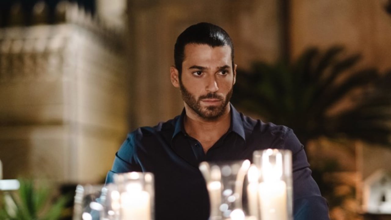 Can Yaman lascia Viola come il Mare: non sarà nel cast della terza stagione Can Yaman lascia Viola come il Mare: non sarà nel cast della terza stagione
