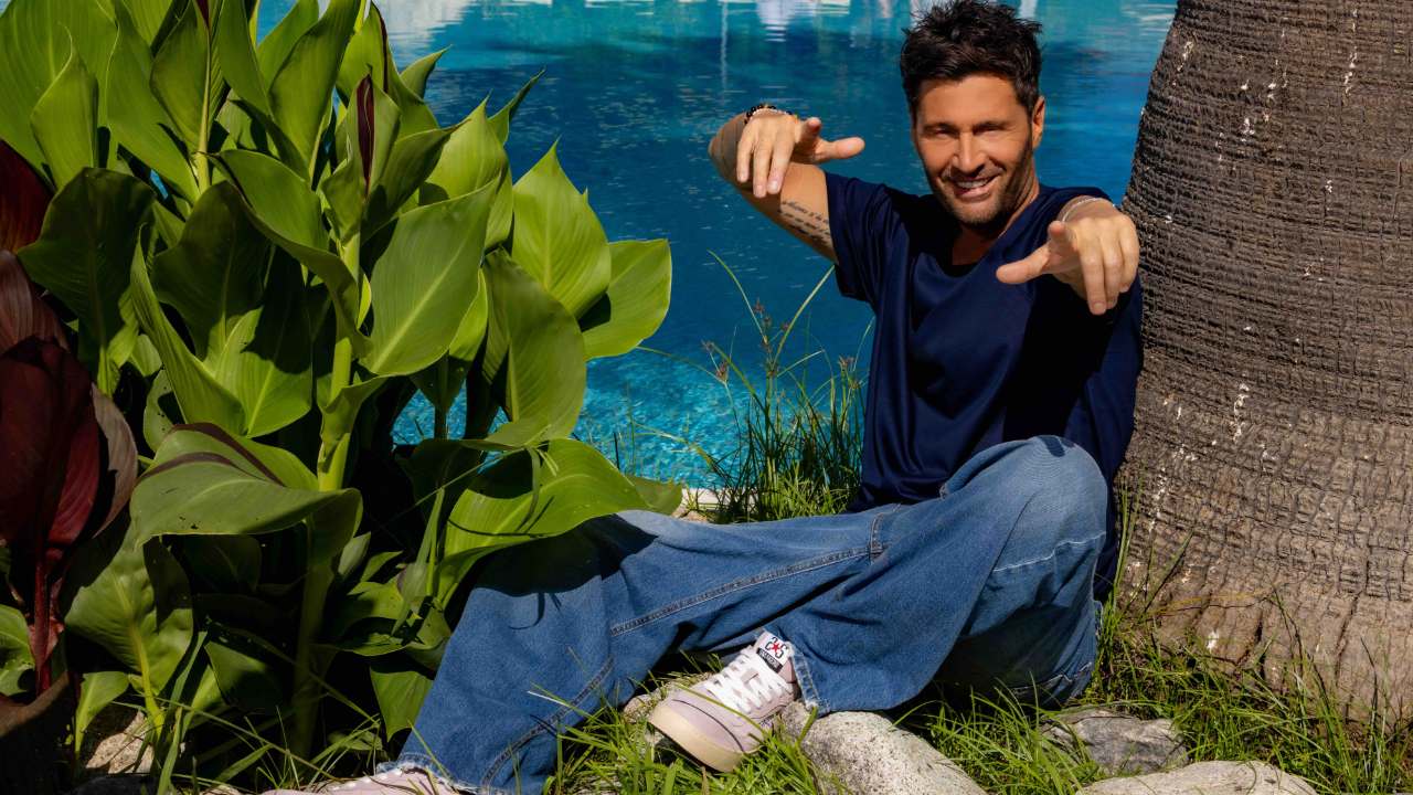 Temptation Island, Filippo Bisciglia nella bufera? Spuntano indiscrezioni sulla sua vita privata Temptation Island, Filippo Bisciglia nella bufera? Spuntano indiscrezioni sulla sua vita privata