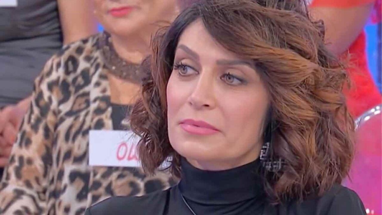 uomini e donne il cavaliere giovanni contro barbara de santi la poltrona ti sta aspettando ti manca la sedia