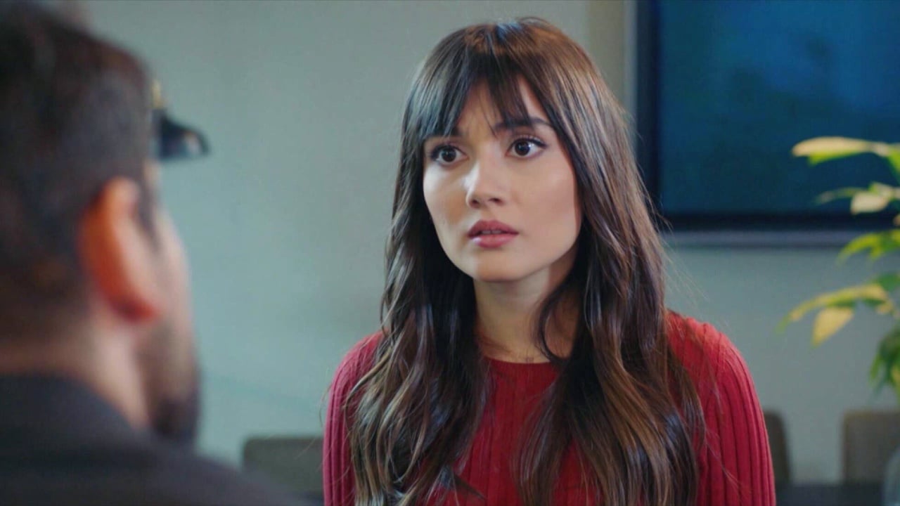 Forbidden Fruit Anticipazioni Puntate dal 28 luglio al 1° agosto 2025: Zeynep parte per Atlanta Forbidden Fruit Anticipazioni Puntate dal 28 luglio al 1° agosto 2025: Zeynep parte per Atlanta
