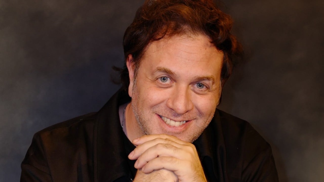 intervista esclusiva a gabriele parpiglia il libro il gossip e la televisione il giornalista si 232 raccontato senza filtri
