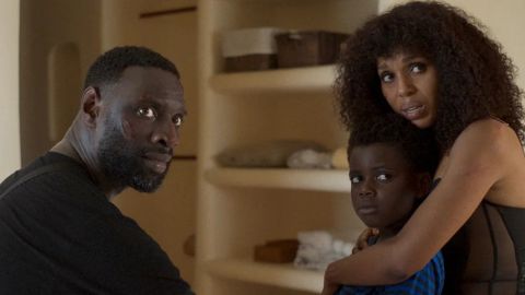 Shadow Force - Ultima missione, Kerry Washington e Omar Sy lottano per amore su Prime Video 