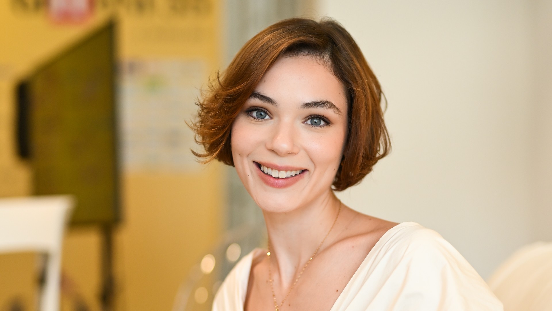 bianca panconi a giffoni intervista esclusiva all attrice di che dio ci aiuti se c 232 un limite voglio superarlo