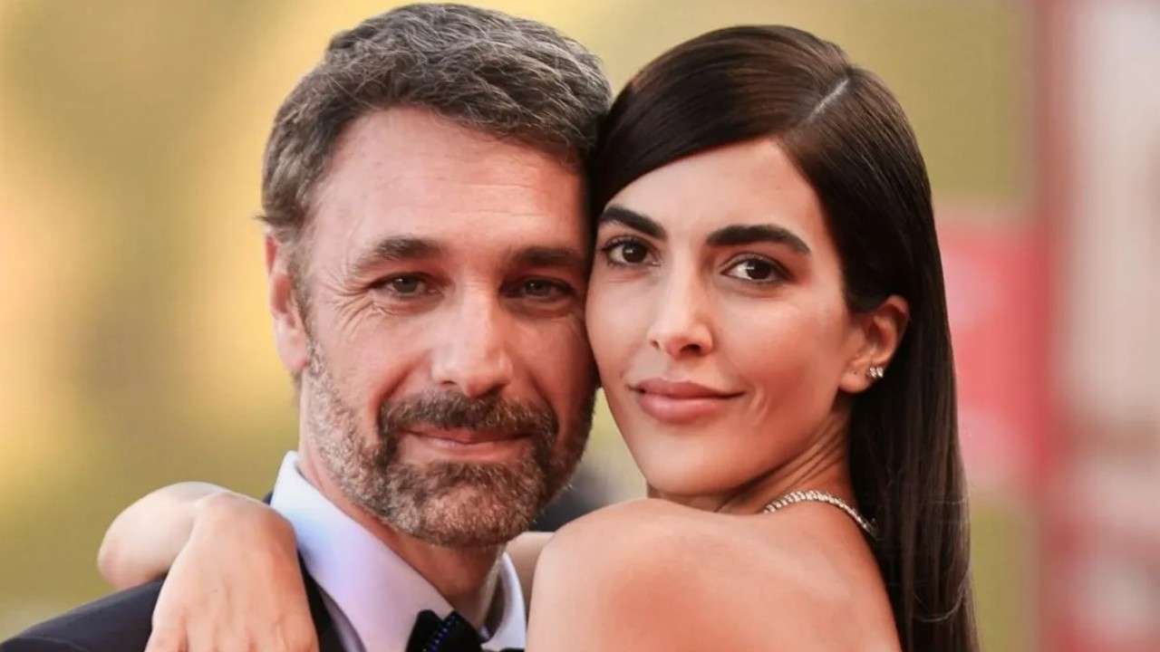 Rocio Morales smentisce Raoul Bova: “Altro che separati, vivevamo ancora insieme” Rocio Morales smentisce Raoul Bova: “Altro che separati, vivevamo ancora insieme”