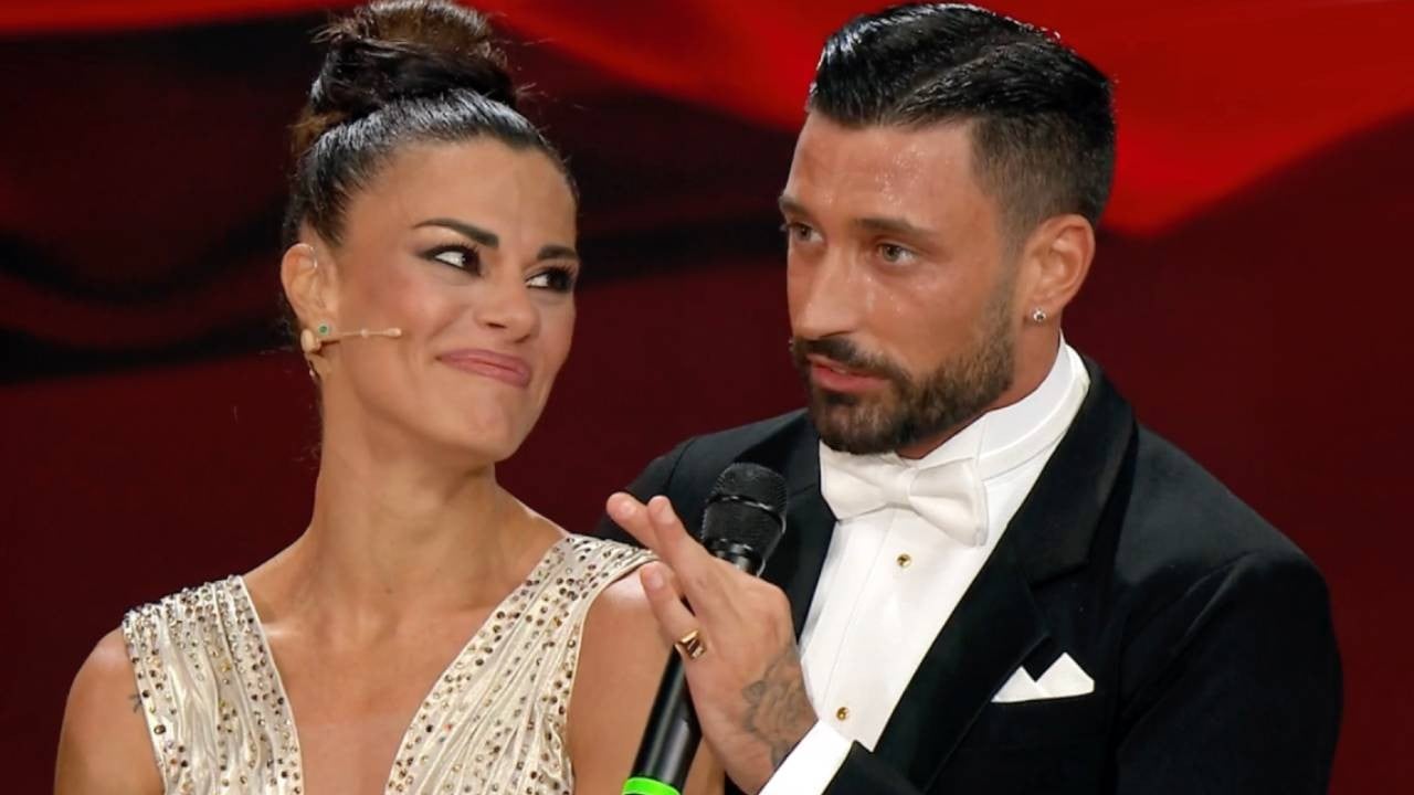 ballando con le stelle crisi di coppia per bianca guaccero e giovanni pernice interviene la diretta interessata