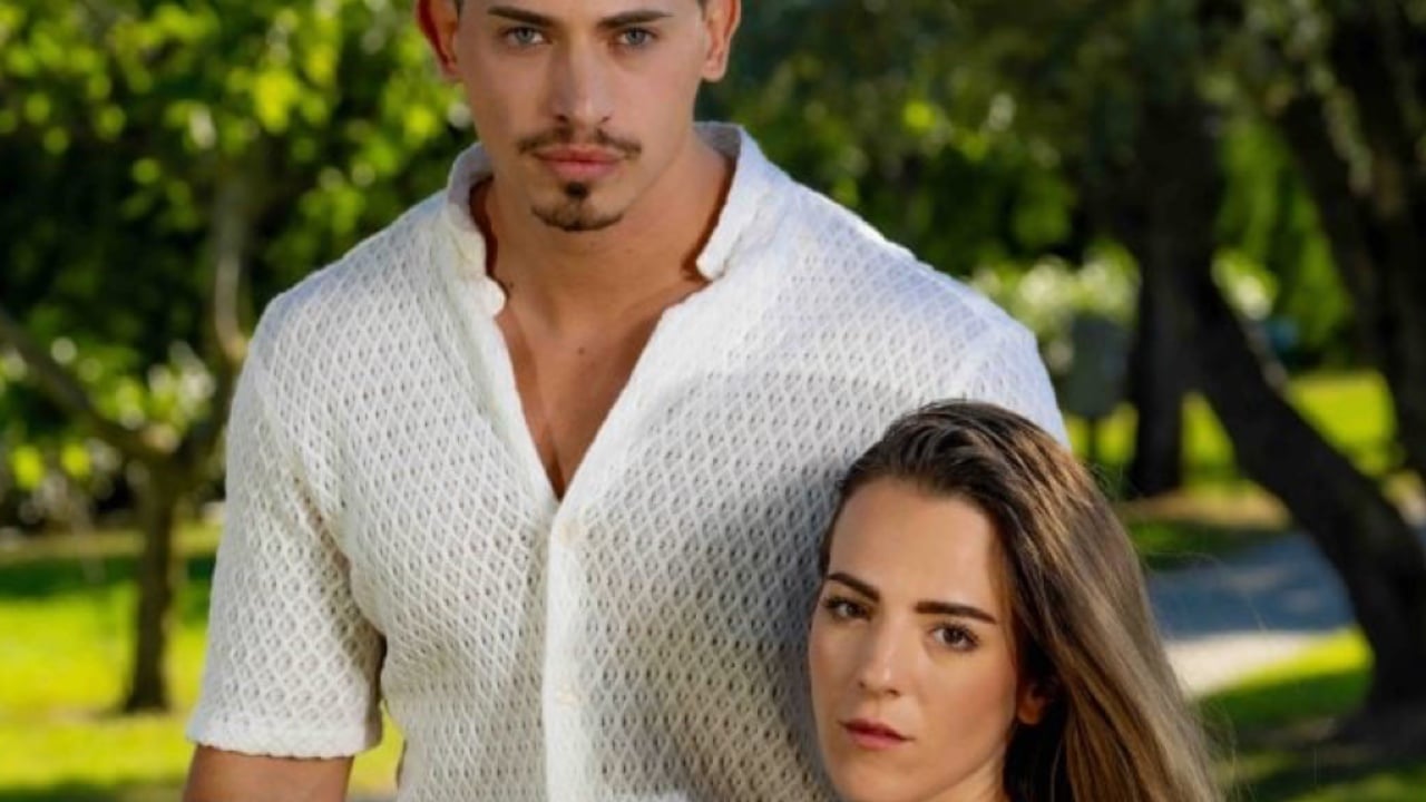 Temptation Island, pioggia di critiche per Sonia B e Simone: la gravidanza non li salva dal popolo del web Temptation Island, pioggia di critiche per Sonia B e Simone: la gravidanza non li salva dal popolo del web