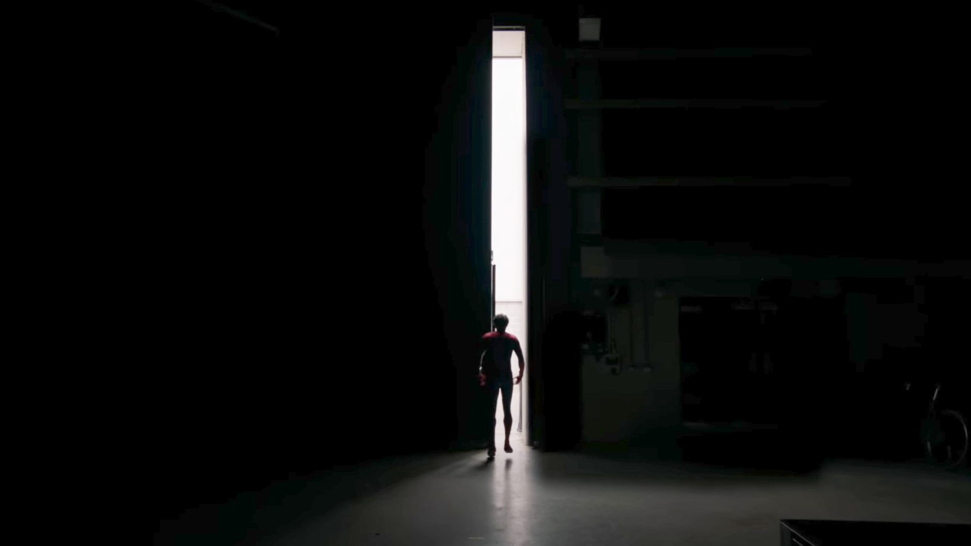 spider man brand new day un nuovo video ufficiale ci mostra il nuovo costume di tom holland per intero