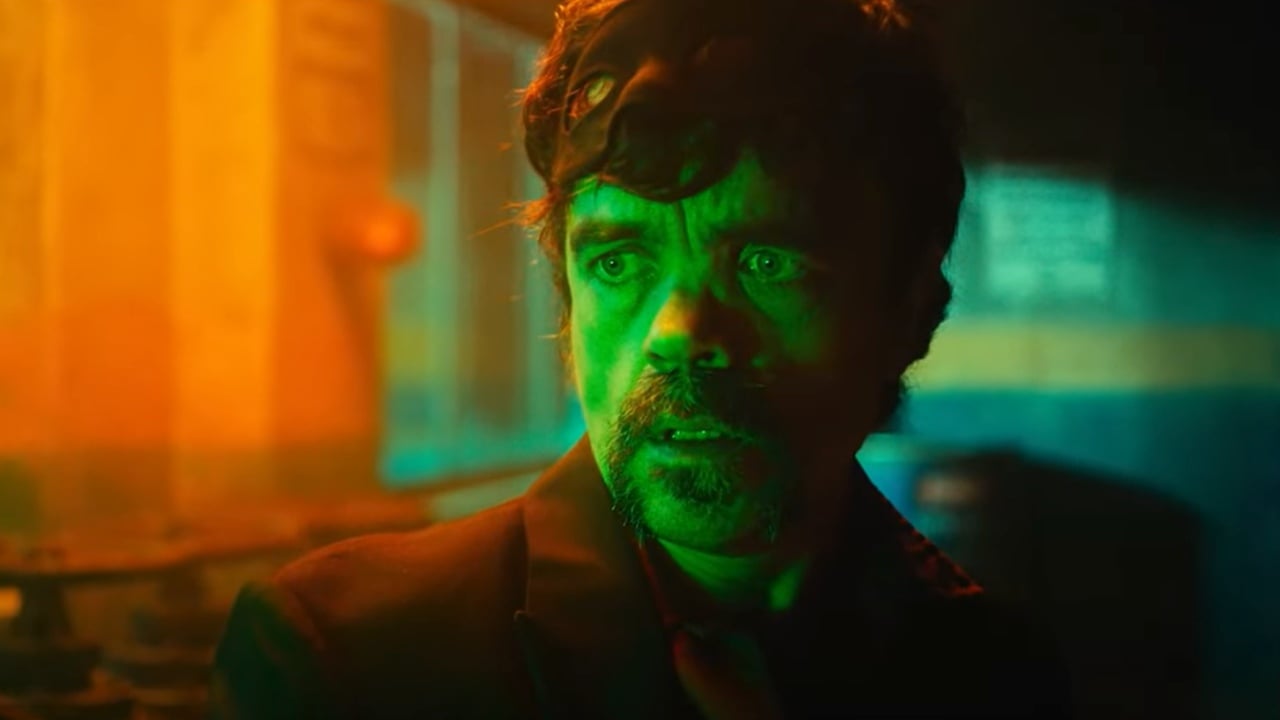 the toxic avenger ecco il nuovo folle trailer del remake con peter dinklage