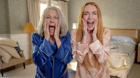 quel pazzo venerd236 sempre pi249 pazzo la recensione del sequel con jamie lee curtis e lindsay lohan