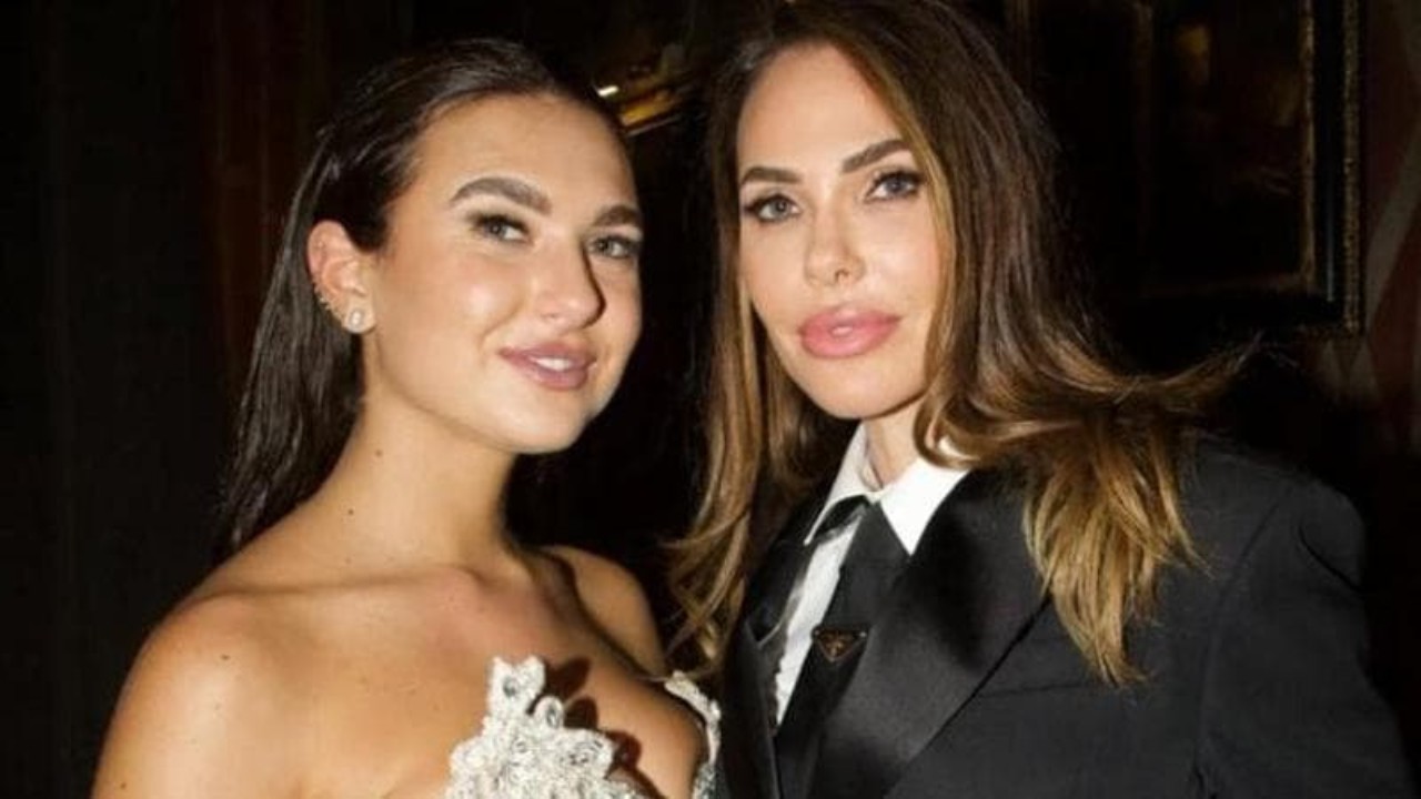 ballando con le stelle chanel totti tra i concorrenti manca l accordo sul cachet spunta un indiscrezione