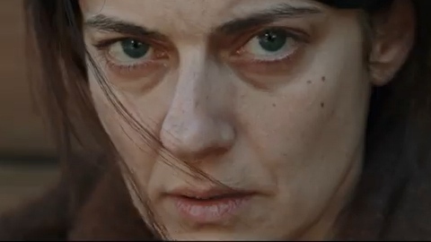 Elisa: il trailer del nuovo film di Leonardo Di Costanzo con Barbara Ronchi in concorso al festival di Venezia