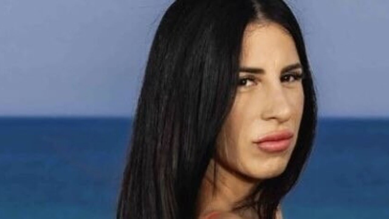temptation island titti scial242 nel mirino degli haters ti sei cambiata i connotati arriva la replica video