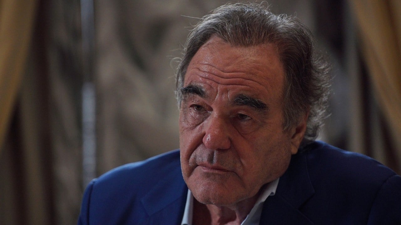 oliver stone finalmente pronto a girare white lies con benicio del toro